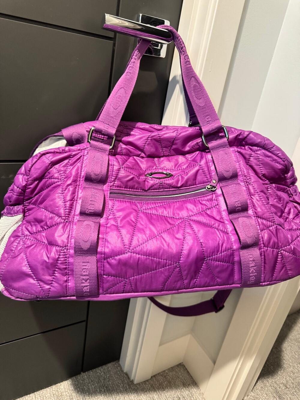 🌸 OGIO Women’s Purple Quilted Duffel Gym Travel Weekender Bag 🌸